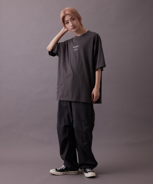 re_k by JUNRED(レクバイジュンレッド)の「【 re_k by JUNRED 】タイポグラフィック半袖Tシャツ(Tシャツ/カットソー・メンズ・ホワイト/チャコールグレー/グリーン・S/M/LL/L)」の11枚目の写真