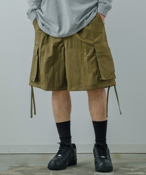 improves（インプローブス）の「スーパーワイド カーゴショーツ（カーゴパンツ・メンズ・オリーブ/グレー/ブラック・LARGE/MEDIUM）」の7枚目の写真