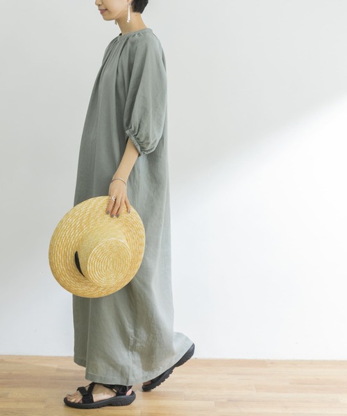 URBAN RESEARCH(アーバンリサーチ)の「ギャザーロングリネンワンピース(ワンピース・レディース・レッド/グリーン系その他/ブラック・38/36)」の11枚目の写真