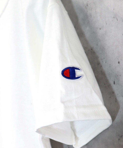 Champion(チャンピオン)の「Champion ワンポイント袖ロゴ クルーネック半袖Tシャツ キッズ(Tシャツ/カットソー・キッズ・オフホワイト/ダークグリーン/ネイビー/グレー/ブラック・S/M/L/XL)」の11枚目の写真