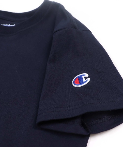Champion(チャンピオン)の「Champion ワンポイント袖ロゴ クルーネック半袖Tシャツ キッズ(Tシャツ/カットソー・キッズ・オフホワイト/ダークグリーン/ネイビー/グレー/ブラック・S/M/L/XL)」の17枚目の写真