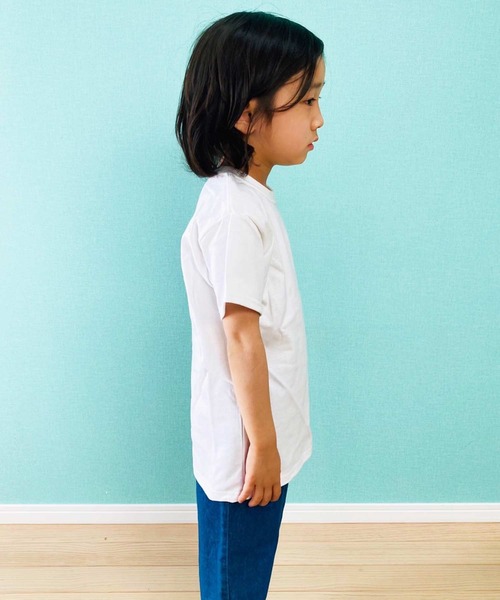 Champion(チャンピオン)の「Champion ワンポイント袖ロゴ クルーネック半袖Tシャツ キッズ(Tシャツ/カットソー・キッズ・オフホワイト/ダークグリーン/ネイビー/グレー/ブラック・S/M/L/XL)」の7枚目の写真