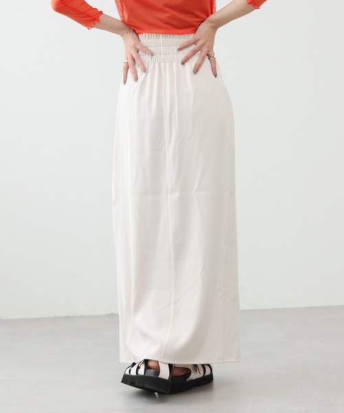 COLONY 2139（コロニートゥーワンスリーナイン）の「切替前スリットナロースカート（スカート・レディース・オフホワイト/ブラック/モカ/オレンジ・SMALL/MEDIUM）」の18枚目の写真