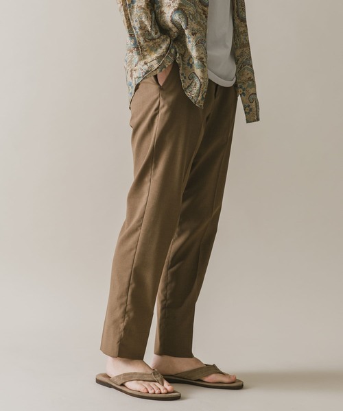 URBAN RESEARCH DOORS（アーバンリサーチドアーズ）の「テーパードイージースラックス（その他パンツ・メンズ・ブラック/ネイビー/ブラウン/グレー/ブルー・SMALL/MEDIUM/LARGE）」の14枚目の写真