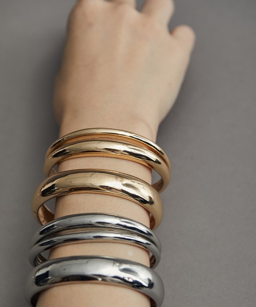 VIS（ビス）の「アソートメタルバングル（バングル/リストバンド・レディース・ゴールド/ゴールド系その他/シルバー/シルバー系その他・FREE）」の6枚目の写真