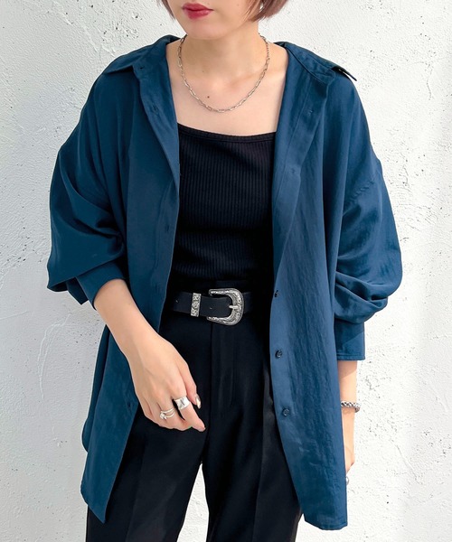 apres jour mignon（アプレジュールミニョン）の「カラーシャツ【ZOZOTOWN限定アイテム】（シャツ/ブラウス・レディース・オフホワイト/ピンク/オレンジ/グリーン/ブラック/ダークブルー・X-LARGE/フリー）」の4枚目の写真