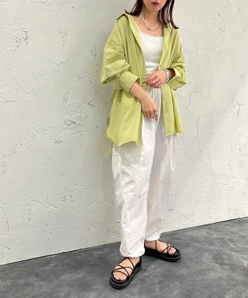 apres jour mignon（アプレジュールミニョン）の「カラーシャツ【ZOZOTOWN限定アイテム】（シャツ/ブラウス・レディース・オフホワイト/ピンク/オレンジ/グリーン/ブラック/ダークブルー・X-LARGE/フリー）」の19枚目の写真