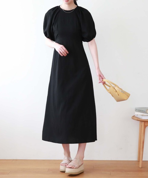 archives(アルシーヴ)の「バックオープンギャザースリーブワンピース(ワンピース・レディース・ブラック/イエロー/アイボリー・MEDIUM)」の19枚目の写真