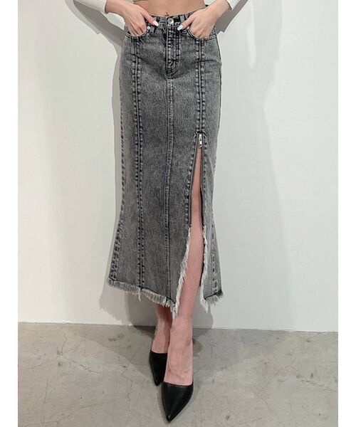 GYDA（ジェイダ）の「ハイウエスト ZIPスリット ケミカルデニムスカート（デニムスカート・レディース・ライトブルー/ブラック・SMALL/MEDIUM）」の2枚目の写真