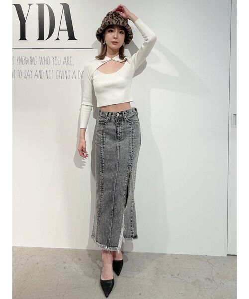 GYDA（ジェイダ）の「ハイウエスト ZIPスリット ケミカルデニムスカート（デニムスカート・レディース・ライトブルー/ブラック・SMALL/MEDIUM）」の3枚目の写真