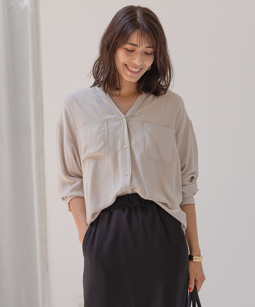 BAYFLOW(ベイフロー)の「ベーシックスキッパーシャツ(シャツ/ブラウス・レディース・ベージュ/レッド/アイボリー/チャコール・FREE)」の7枚目の写真