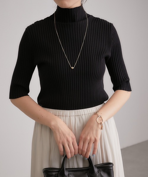 COLLAGE GALLARDAGALANTE（コラージュガリャルダガランテ）の「【OT】色違いで欲しい/ボトムを選ばない/ジャケットのインナーに/万能/リブ半袖プルオーバー/手洗い可（ニット/セーター・レディース・ホワイト/ブラック/グリーン/ピンク・FREE）」の15枚目の写真