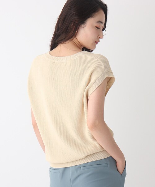 OPAQUE.CLIP（オペークドットクリップ）の「◆コットンニットジレ【WEB限定カラー】（ベスト・レディース・チャコールグレー/パープル系/カーキ系4/アイボリー・38）」の22枚目の写真