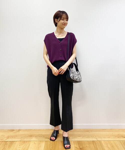 OPAQUE.CLIP（オペークドットクリップ）の「◆コットンニットジレ【WEB限定カラー】（ベスト・レディース・チャコールグレー/パープル系/カーキ系4/アイボリー・38）」の5枚目の写真