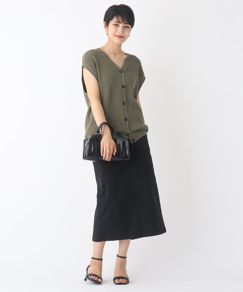 OPAQUE.CLIP（オペークドットクリップ）の「◆コットンニットジレ【WEB限定カラー】（ベスト・レディース・チャコールグレー/パープル系/カーキ系4/アイボリー・38）」の8枚目の写真