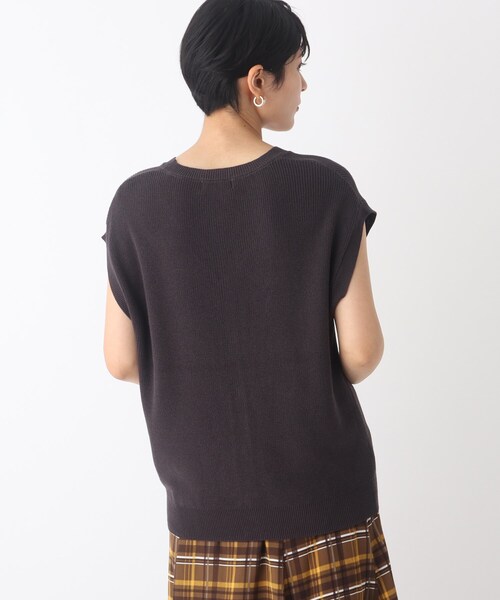 OPAQUE.CLIP（オペークドットクリップ）の「◆コットンニットジレ【WEB限定カラー】（ベスト・レディース・チャコールグレー/パープル系/カーキ系4/アイボリー・38）」の18枚目の写真