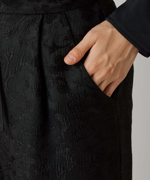 A de a.v.v（アードアー・ヴェ・ヴェ）の「［SET UP対応］ジャガード柄パンツ（その他パンツ・レディース・ブラック/アイボリー・SMALL/MEDIUM）」の16枚目の写真