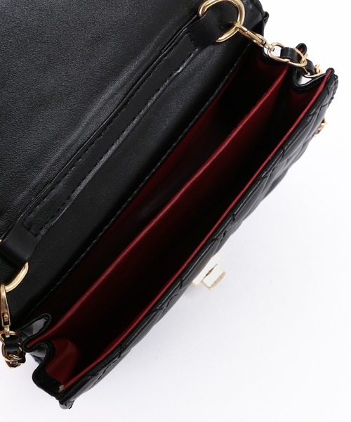 PHILLY(フィリー)の「キルティングチェーンショルダーバッグ(ショルダーバッグ・レディース・ホワイト/ブラック・FREE)」の6枚目の写真