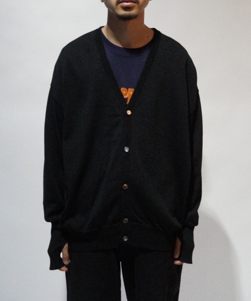 superNova.(スーパーノヴァ)の「Knit cardigan(カーディガン/ボレロ・メンズ・ブラック/レッド系その他/グレー系その他・M/S)」の2枚目の写真