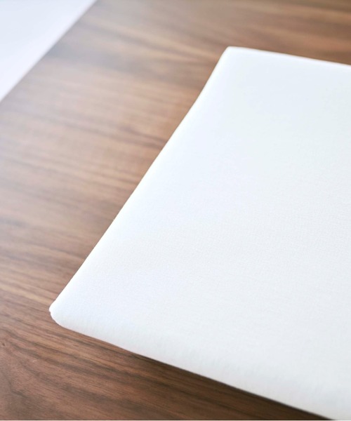 TIMELESS COMFORT（タイムレスコンフォート）の「tower（タワー）卓上脚付き 平型アイロン台（ランドリーグッズ・レディース・ブラック/ホワイト・ONE SIZE）」の6枚目の写真