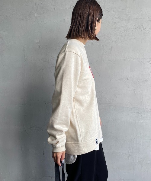 CHUMS（チャムス）の「[CHUMS/チャムス] ロゴプリント クルーネックスウェット（スウェット・レディース・ネイビー/ナチュラル/グレー・XL/L/M）」の6枚目の写真