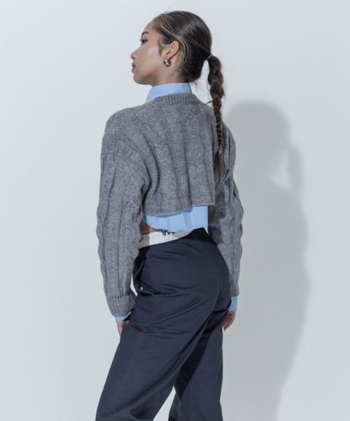 ROGER AND RAW（ロジャーアンドロウ）の「シャツレイヤードクロップド