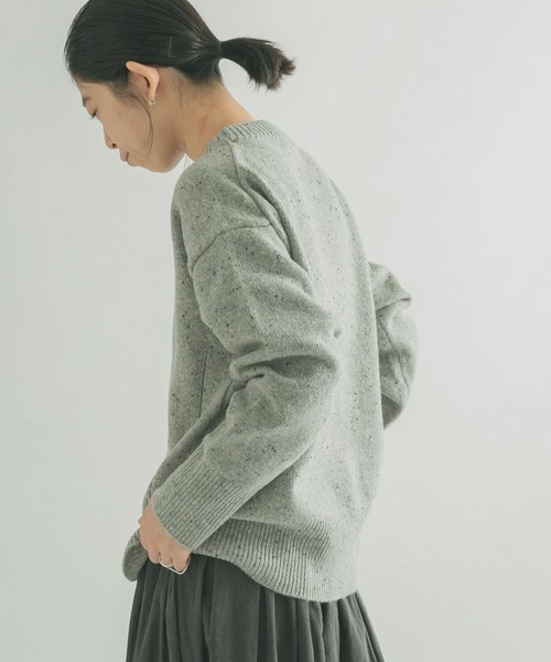 FORK&SPOON（フォークアンドスプーン）の「FORK&SPOON　ネップニットプルオーバー（ニット/セーター・レディース・ブラウン/ネイビー/ライトグレー・1）」の16枚目の写真