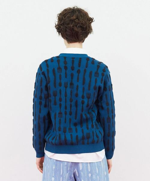 FRAPBOIS（フラボア）の「カトラリーニット カーデガン（カーディガン/ボレロ・レディース・ベージュ/ブルー・1/2）」の4枚目の写真