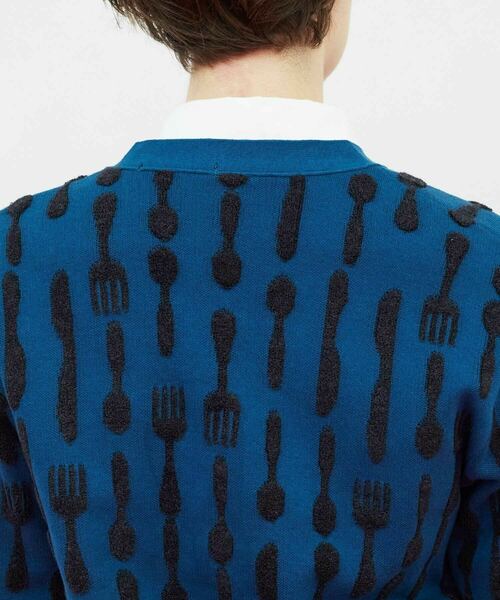 FRAPBOIS（フラボア）の「カトラリーニット カーデガン（カーディガン/ボレロ・レディース・ベージュ/ブルー・1/2）」の6枚目の写真