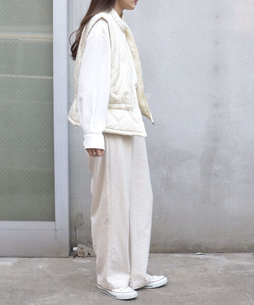 fredy emue（フレディエミュ）の「【fredyemueフレディエミュ】キルティングベスト（ダウンベスト・レディース・アイボリー/ピンク/ブラック・38）」の6枚目の写真