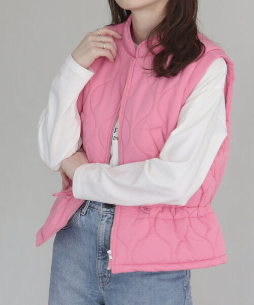 fredy emue（フレディエミュ）の「【fredyemueフレディエミュ】キルティングベスト（ダウンベスト・レディース・アイボリー/ピンク/ブラック・38）」の19枚目の写真