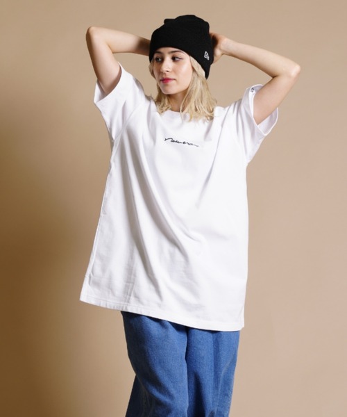 NEW ERA(ニューエラ)の「【ムラサキスポーツ別注】NEW ERA/ニューエラ ビッグシルエット/オーバーサイズ/ 無地ワンポイント 刺繍ロゴ Tシャツ 13732625/13732626/13732627/13732628(Tシャツ/カットソー・レディース・グリーン/ブラック/ホワイト×ブラック/ホワイト×グリーン・XL/XXL)」の16枚目の写真