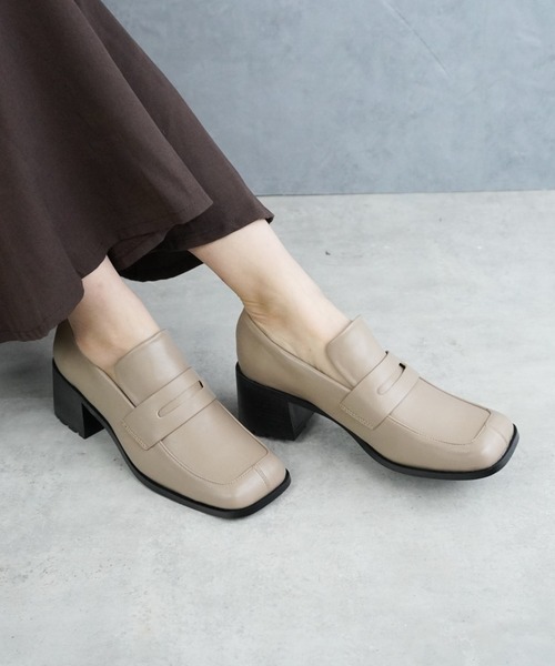 Fabby fabby（ファビィーファビィー）の「ヒールスクエア―ローファ―（ローファー・レディース・ブラック系その他/ブラック/ベージュ/オフホワイト/アイボリー・MEDIUM/LL/LARGE/SMALL）」の5枚目の写真