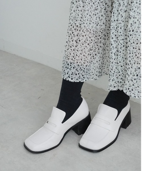 Fabby fabby（ファビィーファビィー）の「ヒールスクエア―ローファ―（ローファー・レディース・ブラック系その他/ブラック/ベージュ/オフホワイト/アイボリー・MEDIUM/LL/LARGE/SMALL）」の22枚目の写真