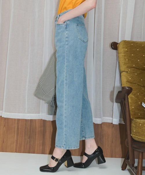 MERLOT（メルロー）の「ストレートデニムパンツ（デニムパンツ・レディース・ホワイト/ライトブルー/グレー・SMALL/MEDIUM/LARGE）」の18枚目の写真