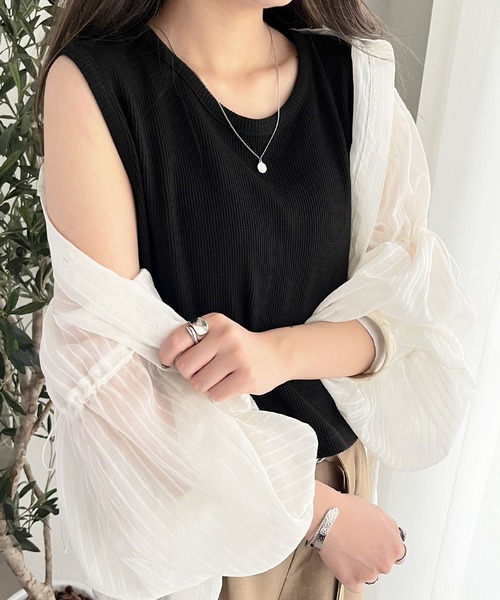GeeRA(ジーラ)の「スナップボタンワッフルクロップドトップス(Tシャツ/カットソー・レディース・ブラック/オレンジ/アイボリー/モカ・SMALL/MEDIUM/LARGE)」の5枚目の写真