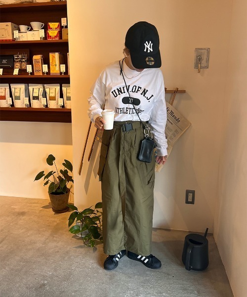 ISOOK(アイスー)の「Belted cargo skirt / ベルトカーゴスカート(mako select)(スカート・レディース・ブラック/カーキ・FREE)」の13枚目の写真