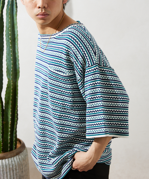 JOURNAL STANDARD relume(ジャーナルスタンダード レリューム)の「CALIFORNIA ジャガードボーダーTシャツ(Tシャツ/カットソー・メンズ・ホワイト/ブラウン/ボルドー・MEDIUM/LARGE)」の7枚目の写真