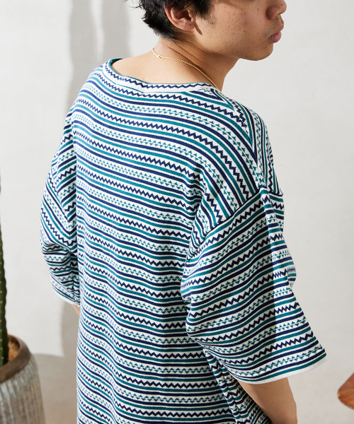 JOURNAL STANDARD relume(ジャーナルスタンダード レリューム)の「CALIFORNIA ジャガードボーダーTシャツ(Tシャツ/カットソー・メンズ・ホワイト/ブラウン/ボルドー・MEDIUM/LARGE)」の11枚目の写真