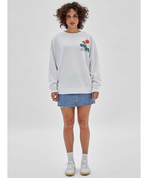 Guess(ゲス)の「GUESS Originals Earth Day Floral Crewneck トップス スウェット(スウェット・メンズ・ホワイト・SMALL/MEDIUM/LARGE/X-LARGE)」の4枚目の写真