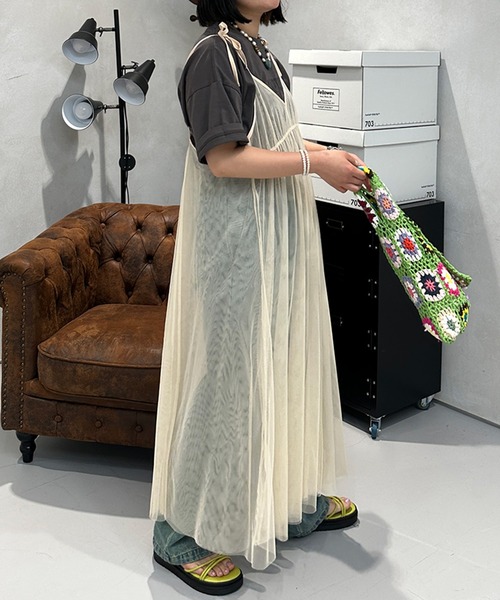 kutir（クティール）の「チュールキャミワンピース（ワンピース・レディース・アイボリー/ブラック・FREE）」の3枚目の写真