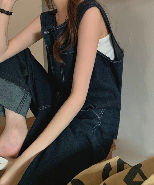 SHEENA（シーナ）の「ワイドデニムオーバーオール（サロペット/オーバーオール・レディース・ダークブルー・S）」の7枚目の写真