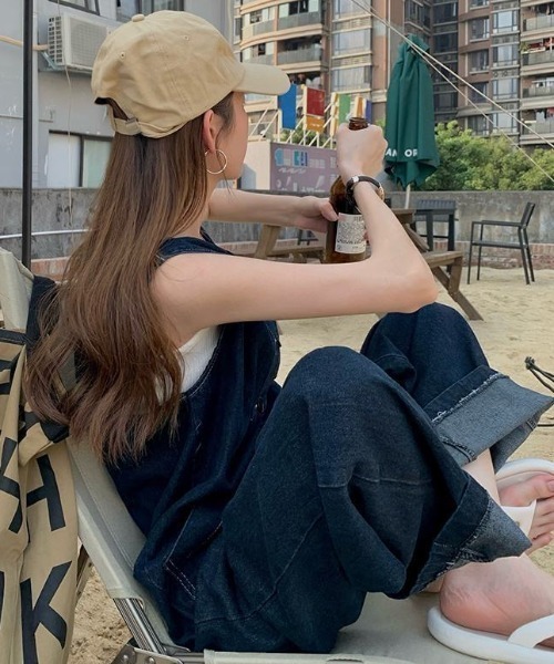 SHEENA（シーナ）の「ワイドデニムオーバーオール（サロペット/オーバーオール・レディース・ダークブルー・S）」の13枚目の写真