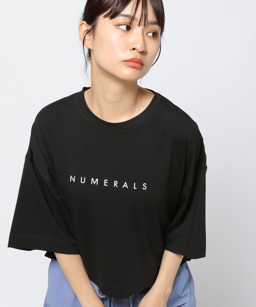 NUMERALS（ヌメラルズ）の「【Girls in NUMERALS】ロゴTシャツ（Tシャツ/カットソー・レディース・パープル/ブラック/ホワイト/ライトグリーン・70/55）」の9枚目の写真