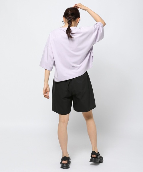 NUMERALS（ヌメラルズ）の「【Girls in NUMERALS】ロゴTシャツ（Tシャツ/カットソー・レディース・パープル/ブラック/ホワイト/ライトグリーン・70/55）」の19枚目の写真