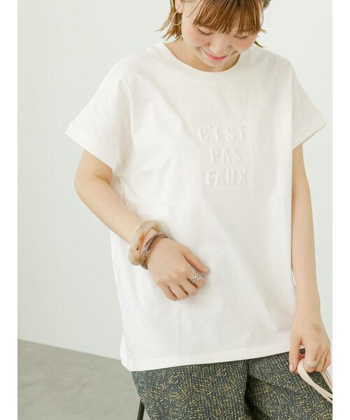 Lugnoncure（ルノンキュール）の「エンボスロゴTシャツ（Tシャツ/カットソー・レディース・グレー/オフホワイト/チャコールグレー・F）」の2枚目の写真