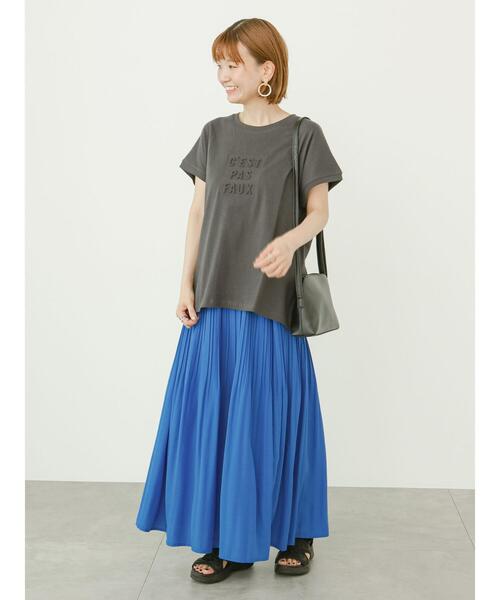 Lugnoncure（ルノンキュール）の「エンボスロゴTシャツ（Tシャツ/カットソー・レディース・グレー/オフホワイト/チャコールグレー・F）」の5枚目の写真