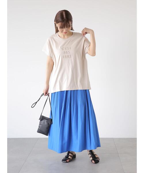 Lugnoncure（ルノンキュール）の「エンボスロゴTシャツ（Tシャツ/カットソー・レディース・グレー/オフホワイト/チャコールグレー・F）」の9枚目の写真