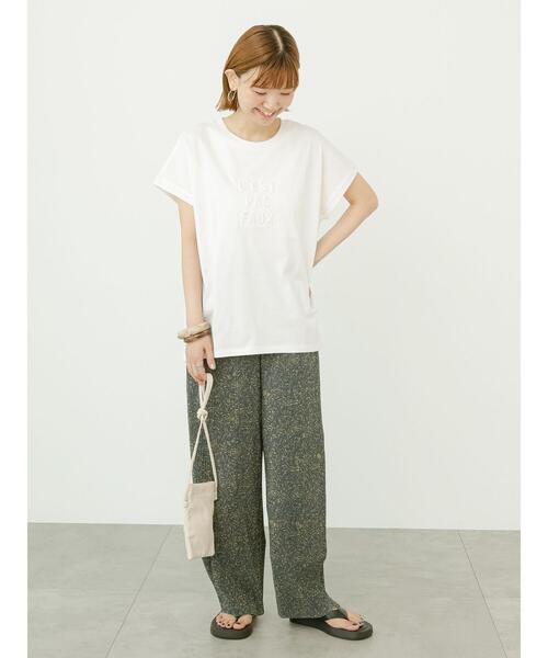 Lugnoncure（ルノンキュール）の「エンボスロゴTシャツ（Tシャツ/カットソー・レディース・グレー/オフホワイト/チャコールグレー・F）」の11枚目の写真