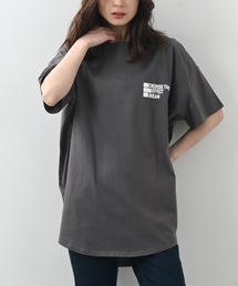 フロントバックロゴプリントTシャツ